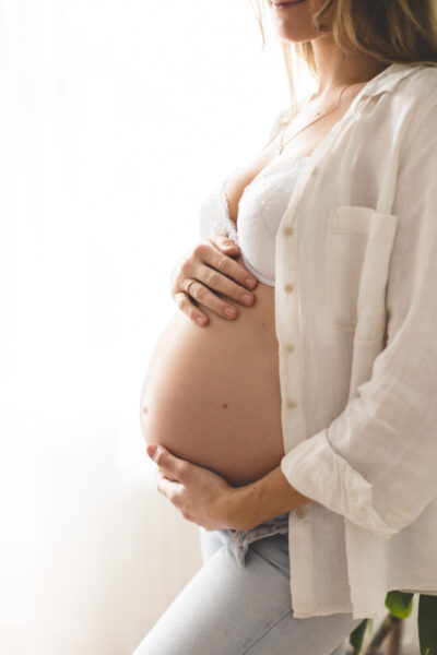 Aby Rafter Photography | Bournemouth Maternity Photo Shoots | Maternity Portfolio
