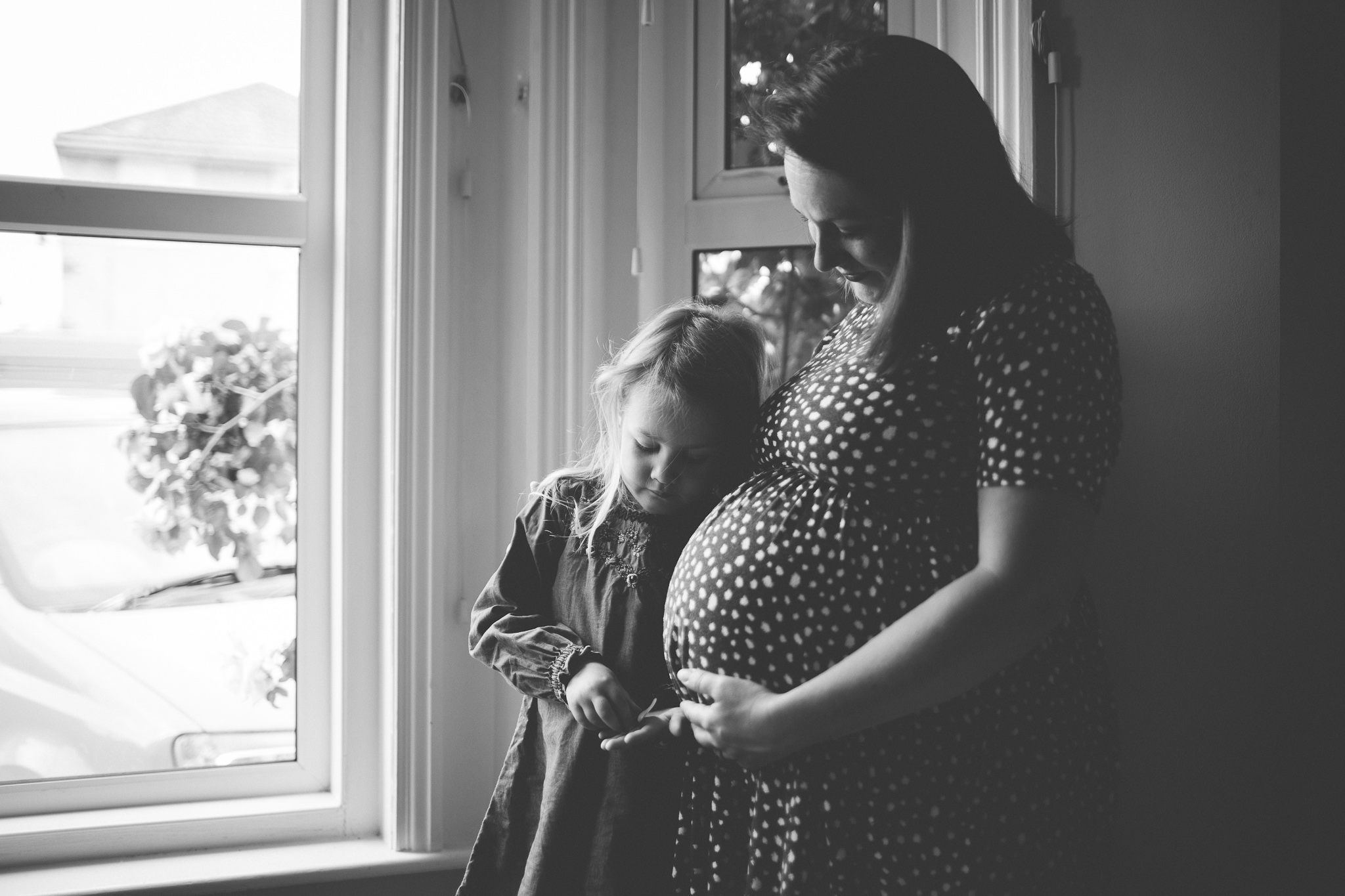 At home maternity session bournemouth